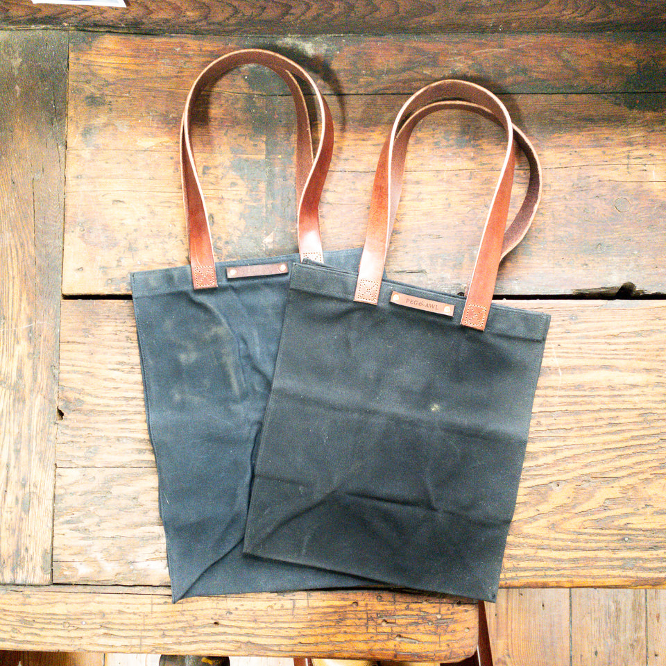The Marlowe Carryall: Merry Mishaps