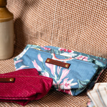 Essentials Pouch with 40s-50s Apron: Anya