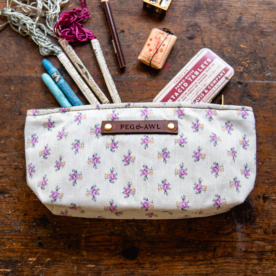 Essentials Pouch with 40s-50s Girls Dress: Arjun