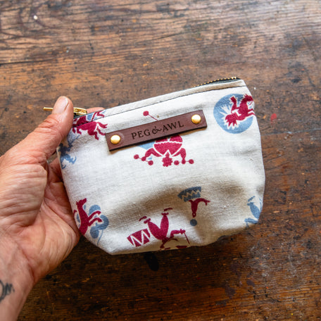 Saver Pouch with Midcentury Feedsack: Circus