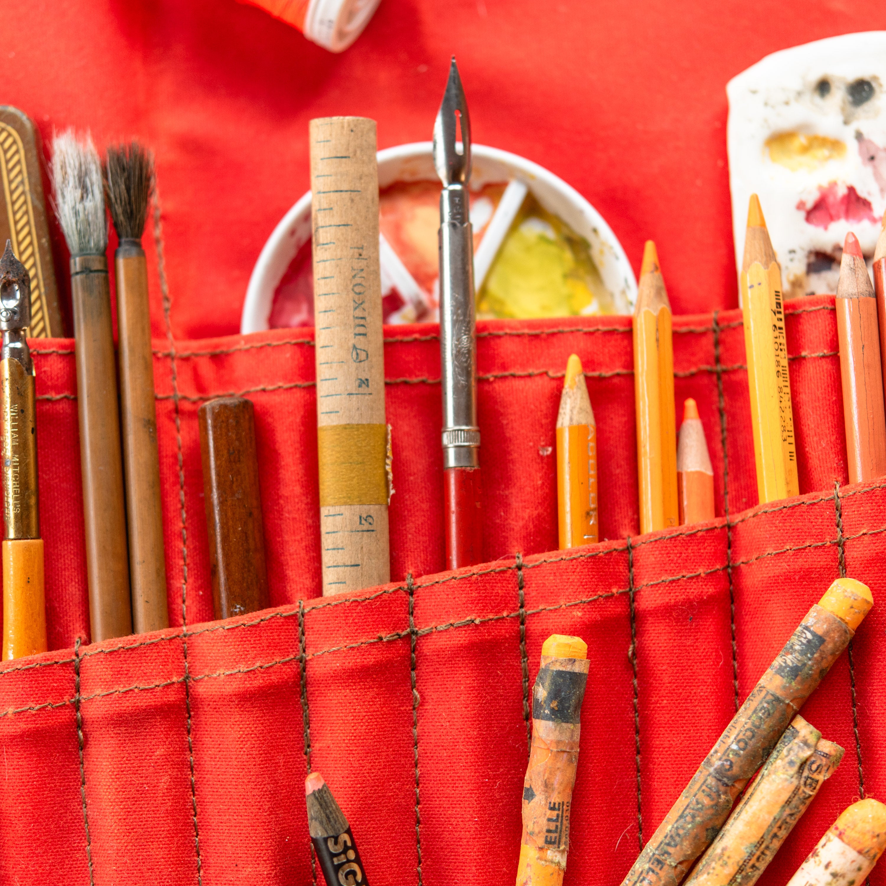 The Sendak Artist Roll in Small Batch Colors