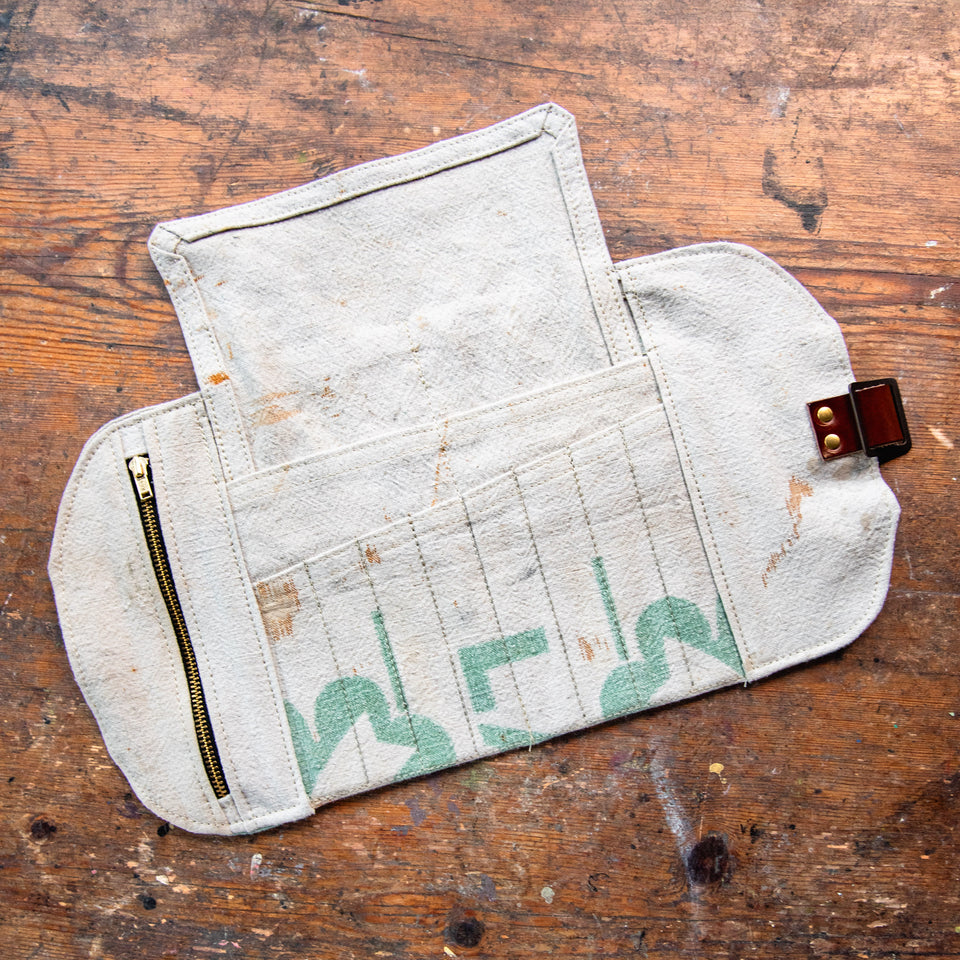 Sendak Mini Artist Roll with Vintage Feedsack: Clover