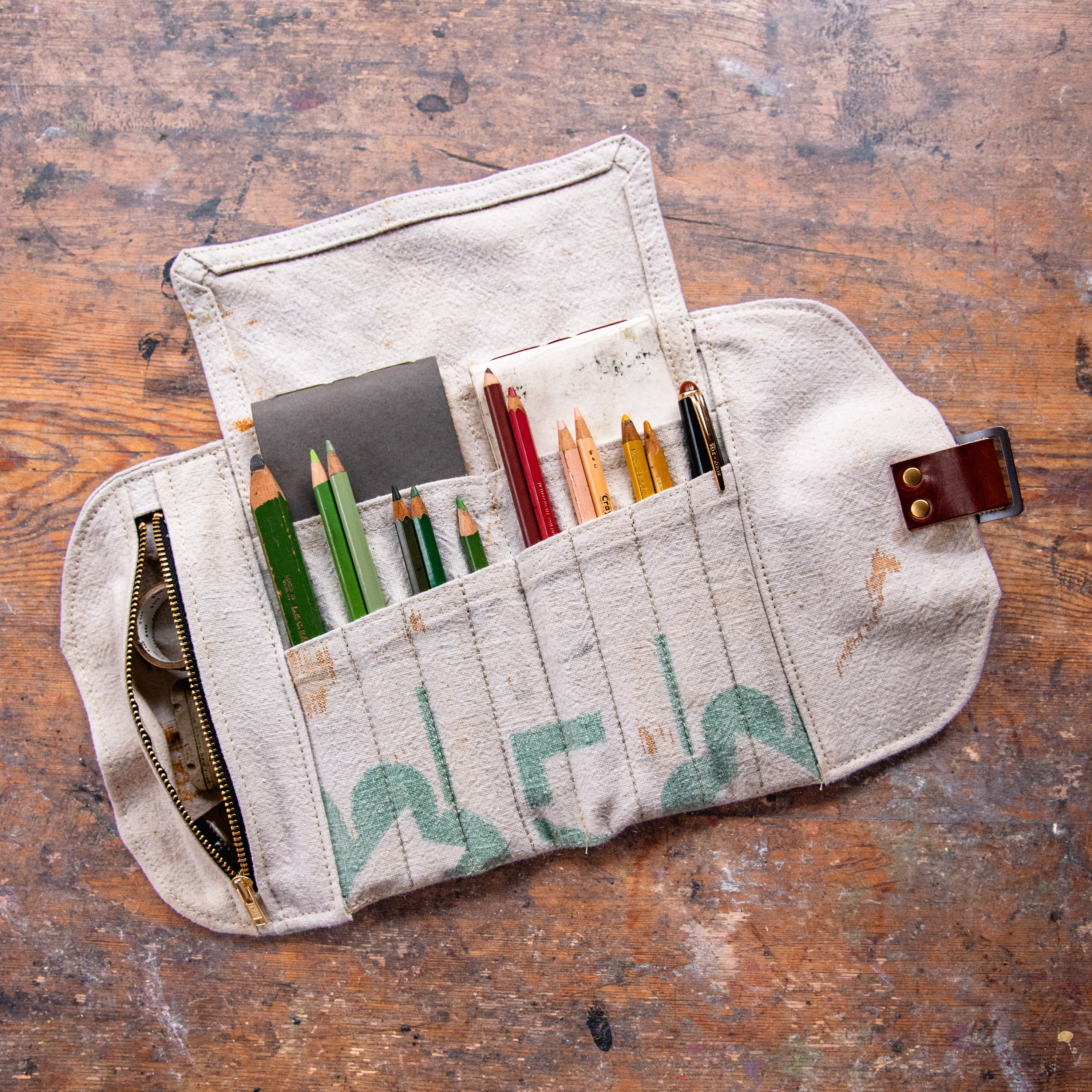 Sendak Mini Artist Roll with Vintage Feedsack: Clover