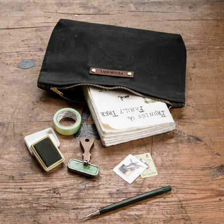 /color-Coal with Moss Pockets