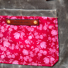 Pipit Tote with Vintage Scrap Bundle: Edna