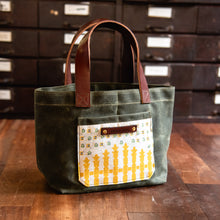 Pipit Tote with Mid-Century Feedsack: Fiona