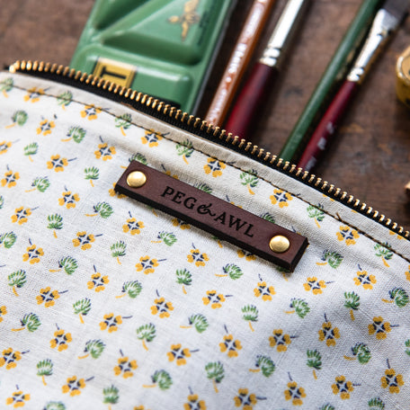 Keeper Pouch with Mid-Century Feedsack: Freya