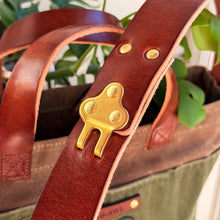 Tove Artist Tote with Army Canvas (Plain)