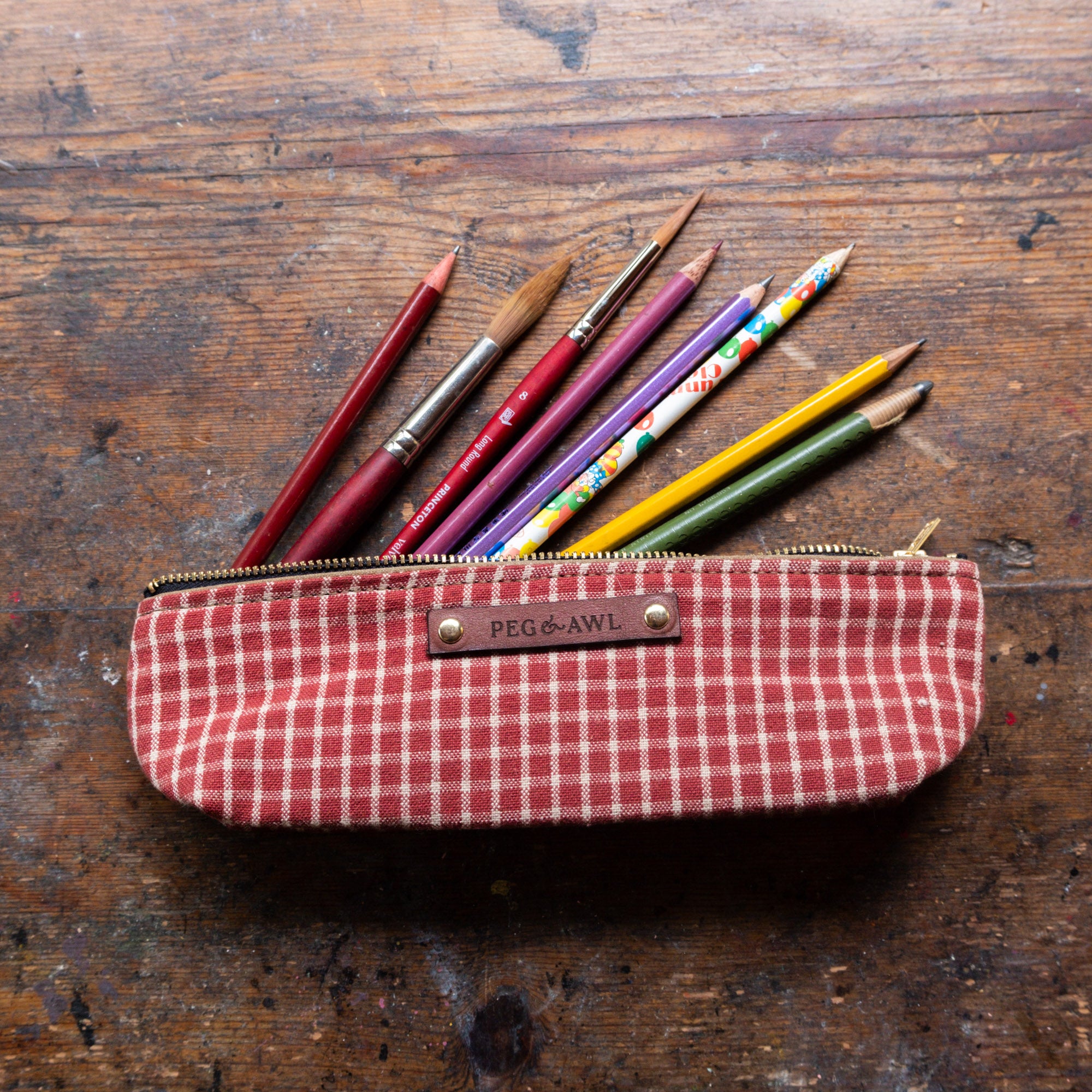 Drafter Pouch with 1980s Vintage Textile: Leidi