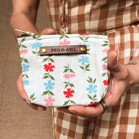 Saver Pouch with Vintage Scrap Bundle: Lera