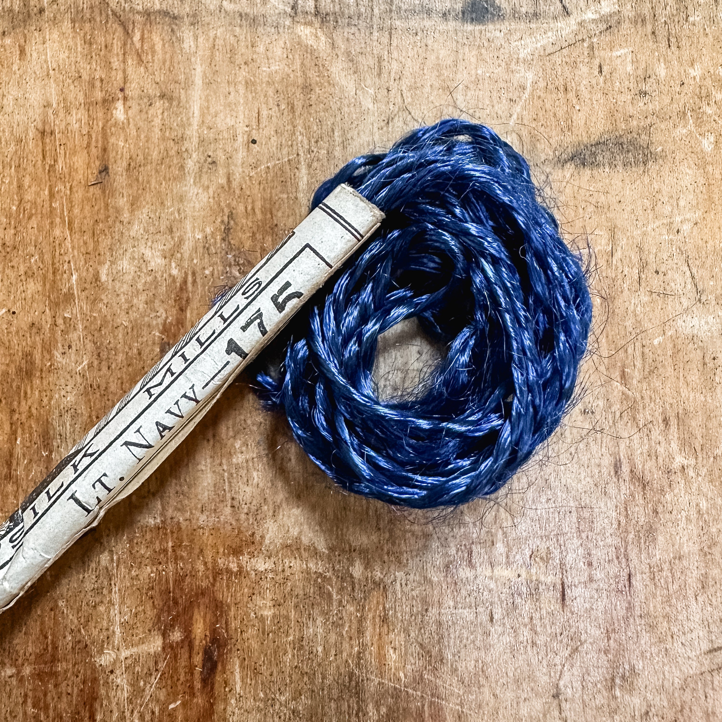 /color-lt navy