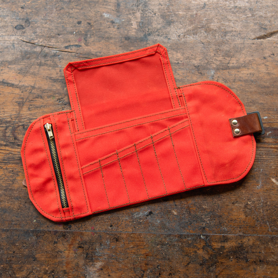 Sendak Nutshell Artist Roll in Small Batch Colors