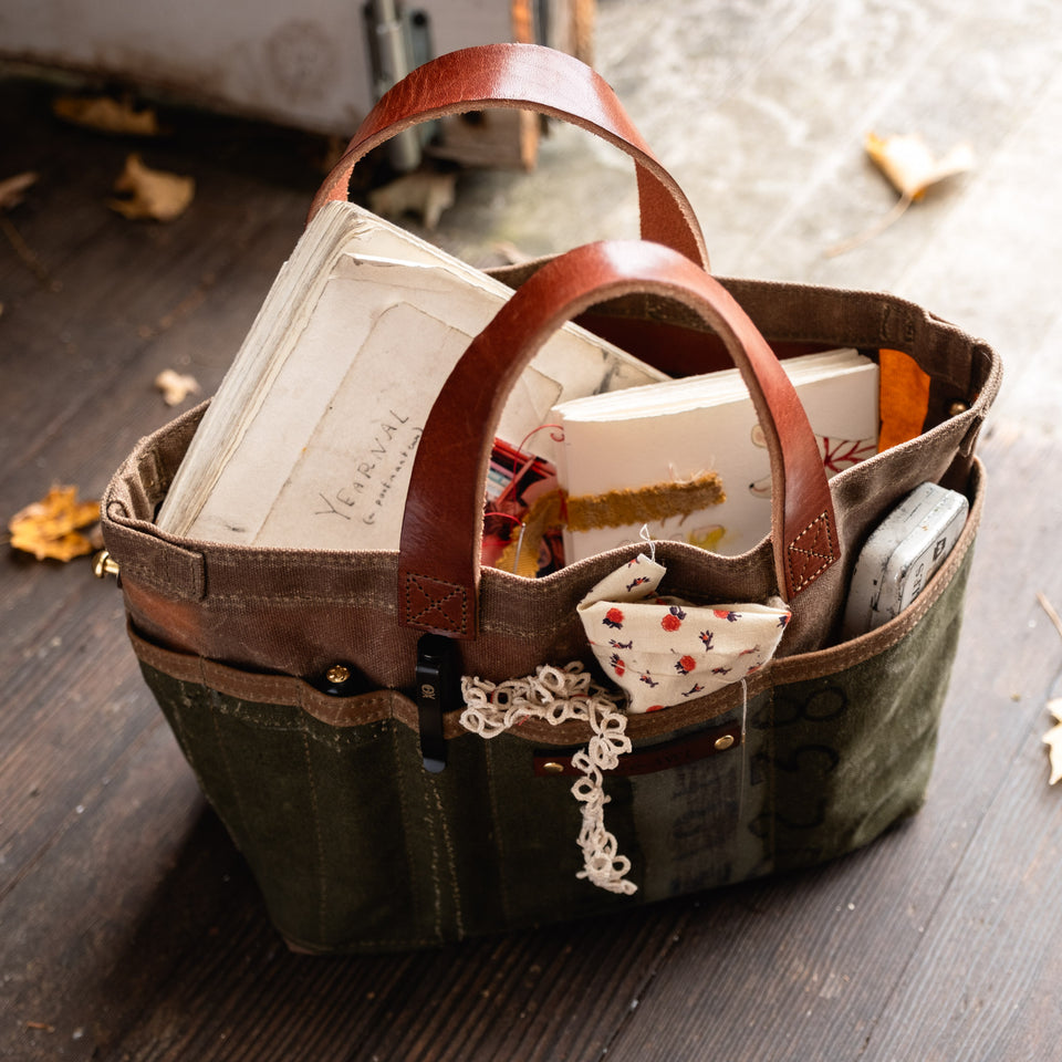 Tove Artist Tote with Army Canvas (Plain)