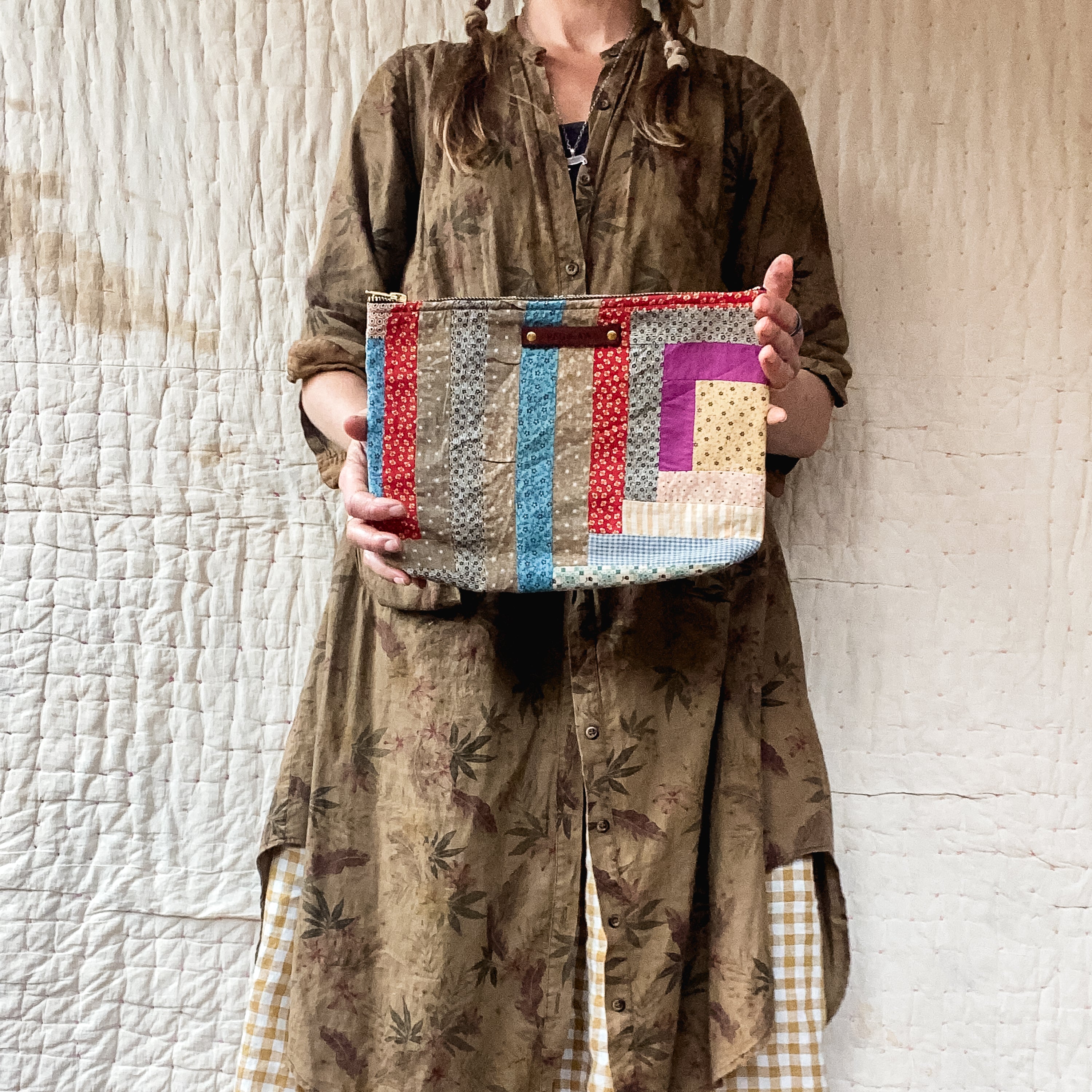 Maker Pouch with 1900s Log Cabin Patchwork Quilt: Ameliana