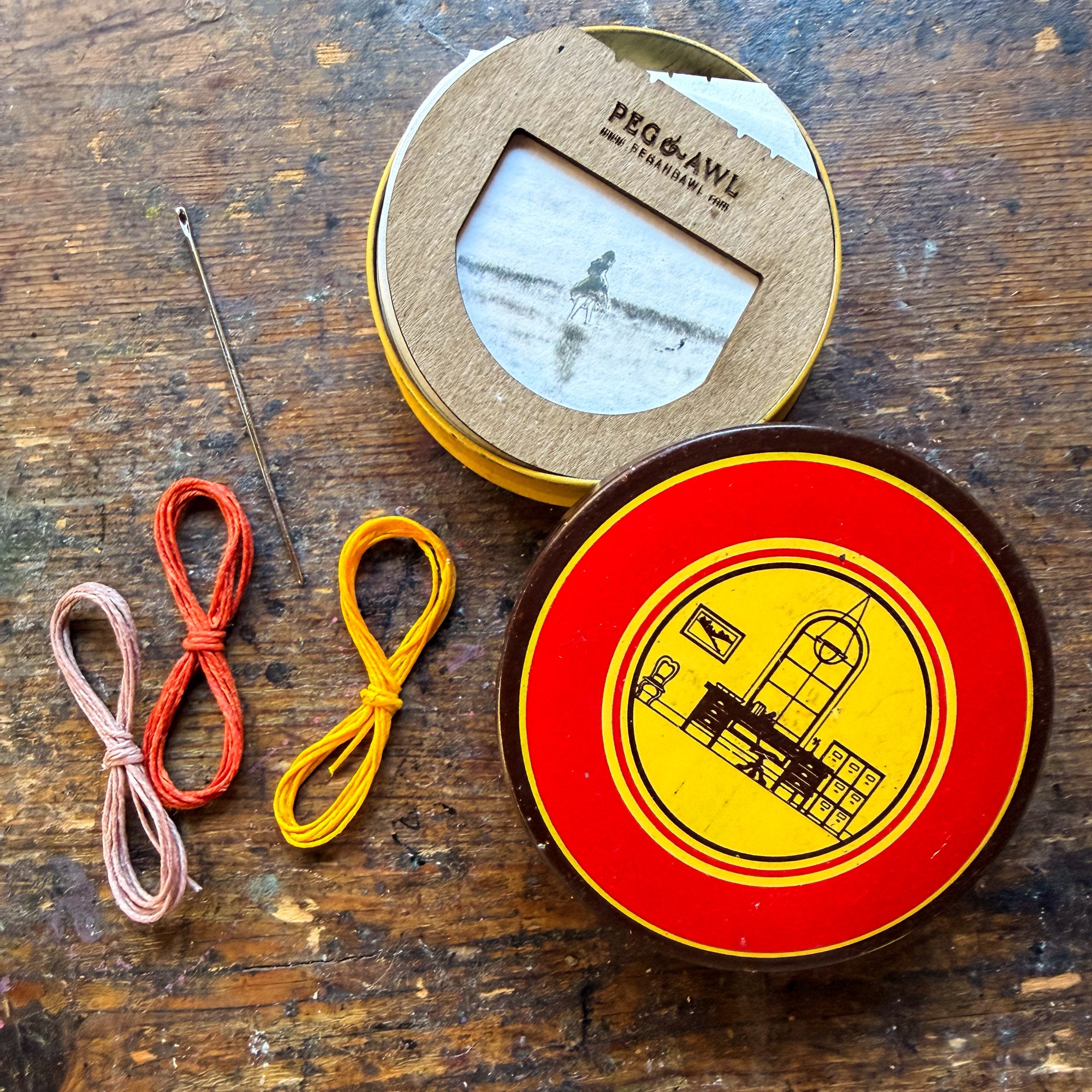 Sunrise Round Tinned Bookbinding Kit