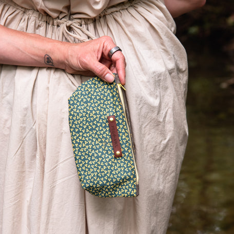 Essentials Pouch with Mid-Century Cotton: Suzan
