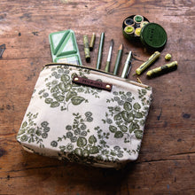 Keeper Pouch with Vintage Feedsack: Tove