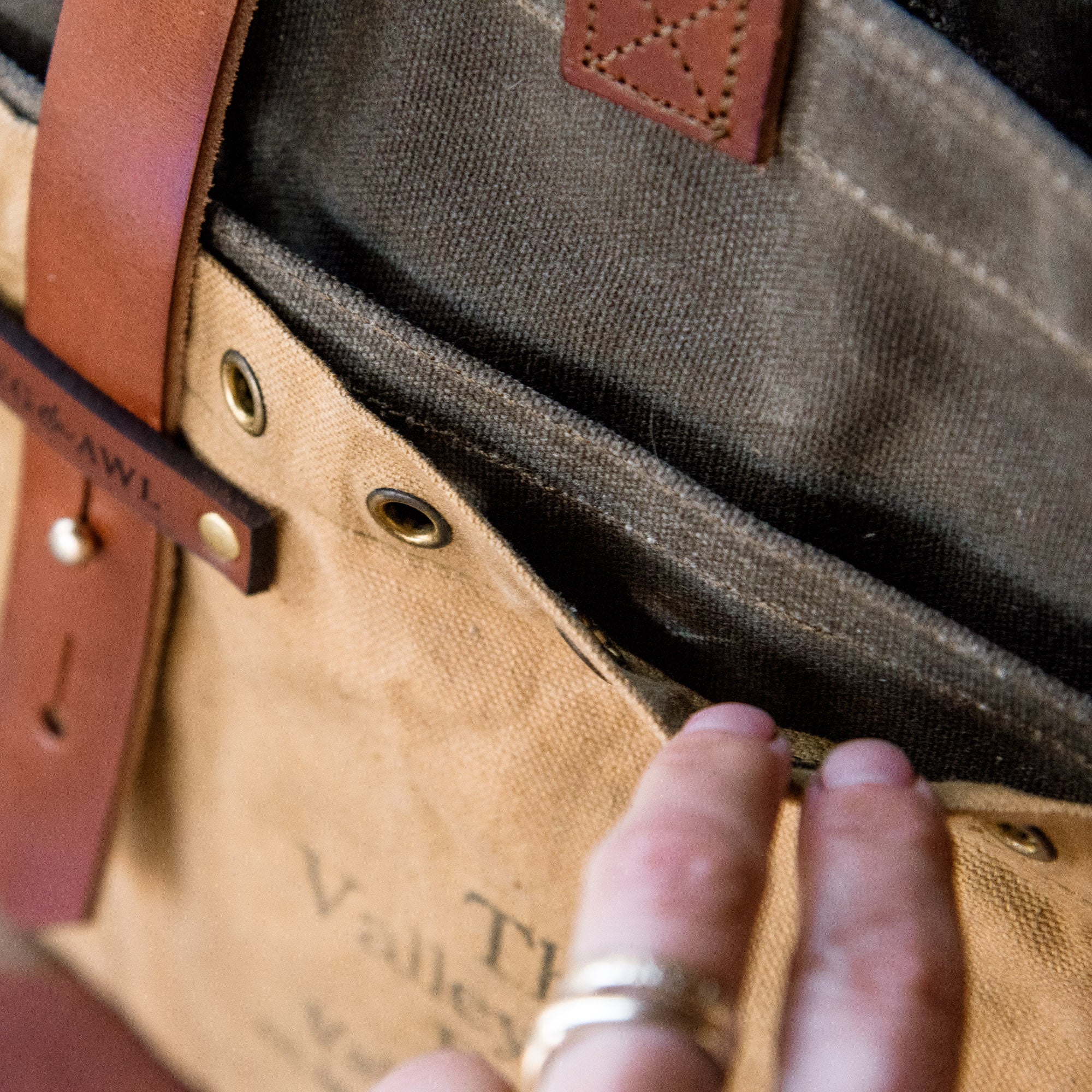 Standard Tote with Antique Bank Bag: Valley View