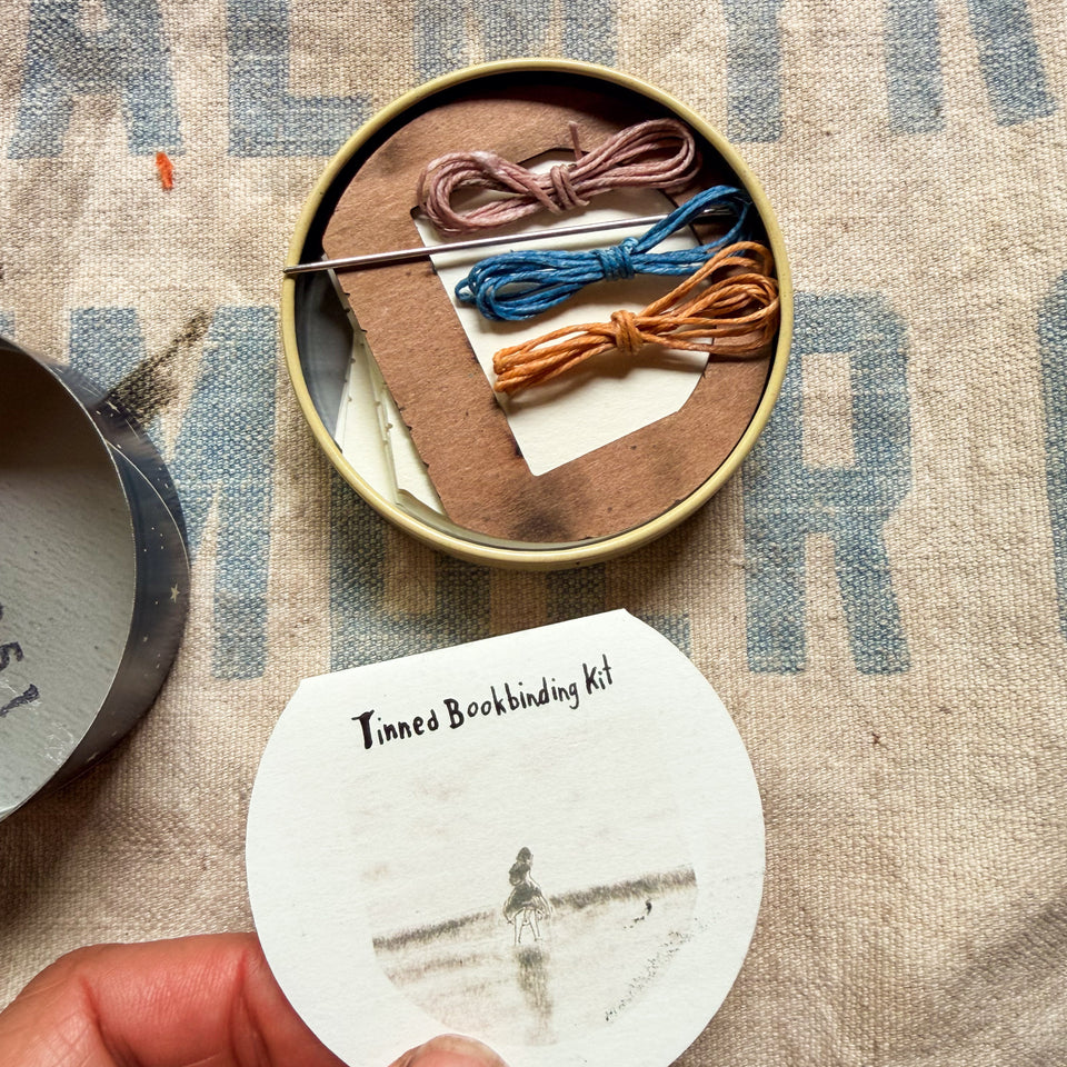 Typewriter Tinned Bookbinding Kit: Old Dutch