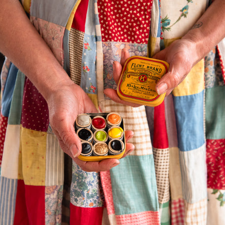 Flint Tin with Beam Paints