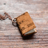 Barbara 1907 Large Book Necklace: No. 9