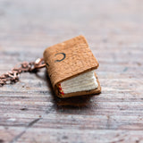 Barbara 1907 Medium Book Necklace: No. 5