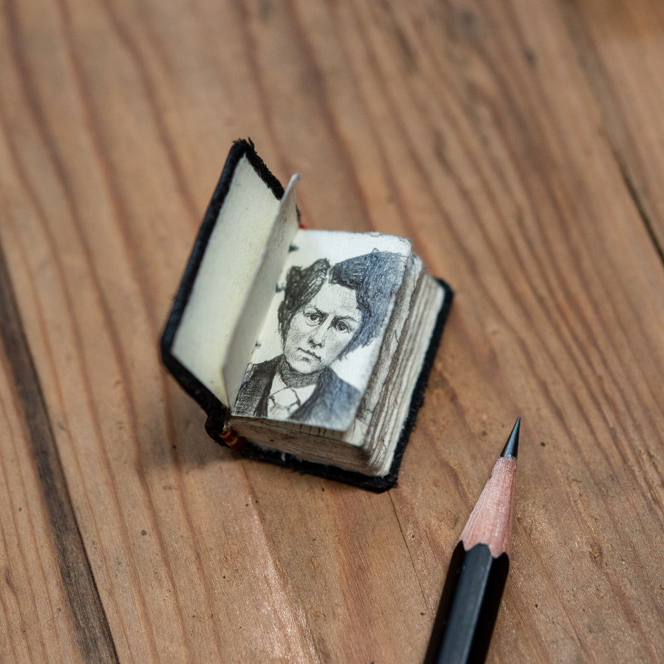 Miniature Artist Sketchbook – Peg and Awl