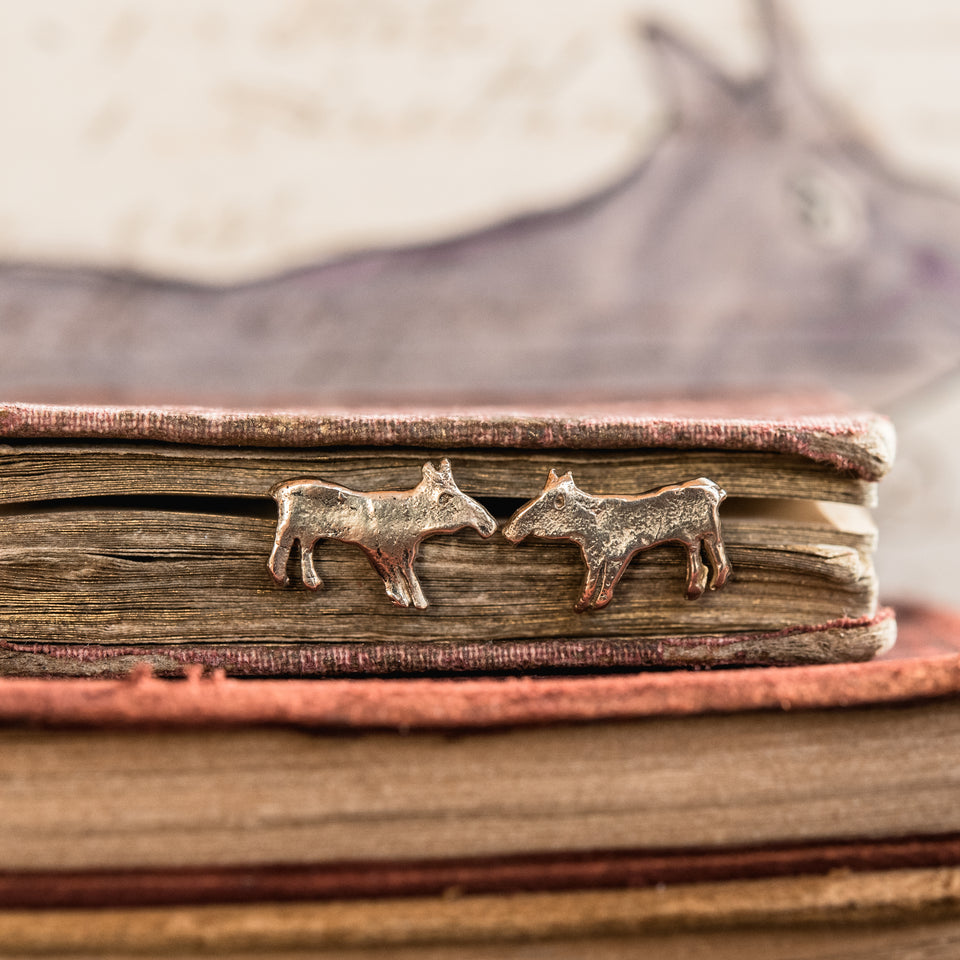 Foundlings Earrings: Fern (Tapir)