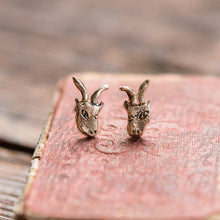 Foundlings Earrings: Ivy (Goat)