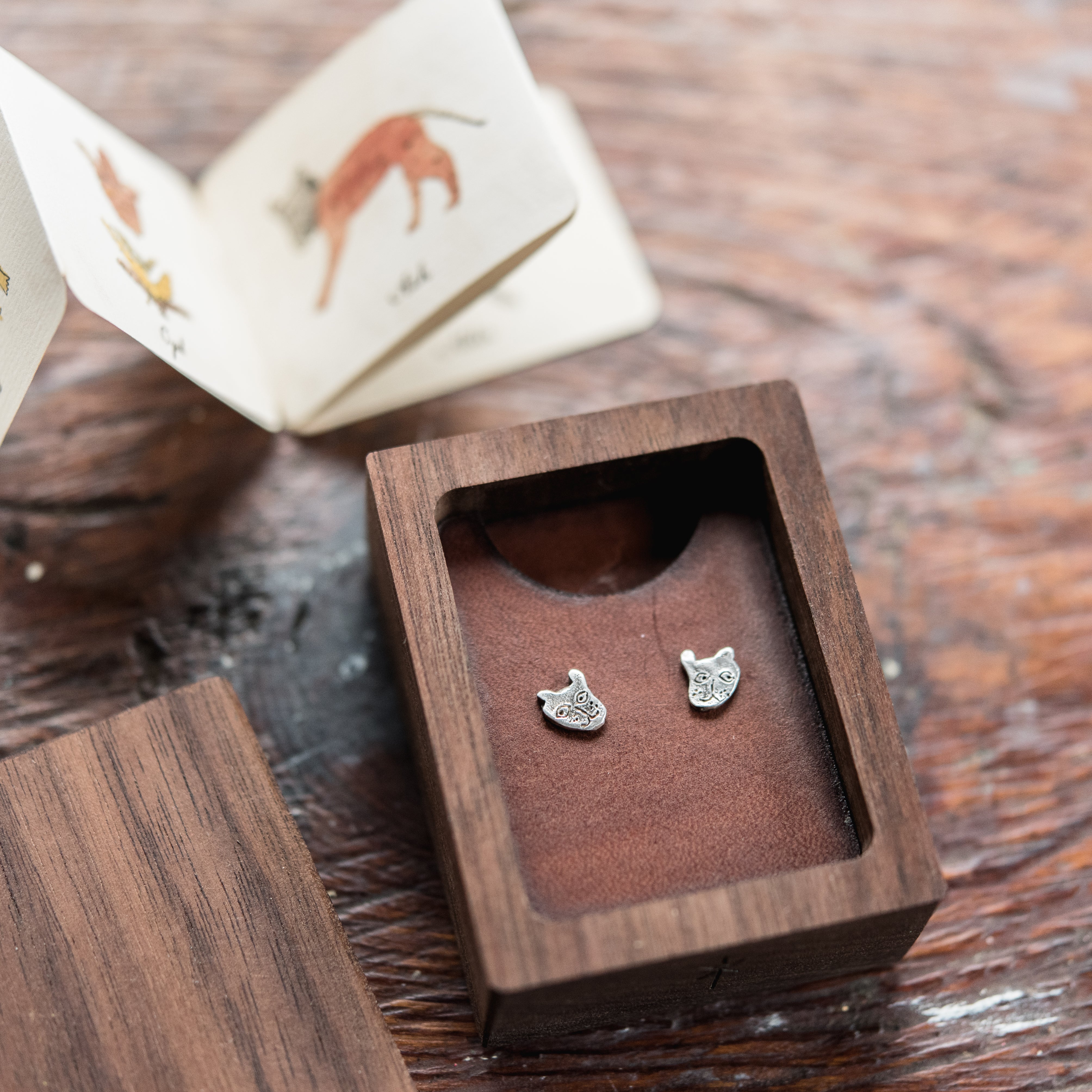 Foundlings Earrings: Fern (Tapir)