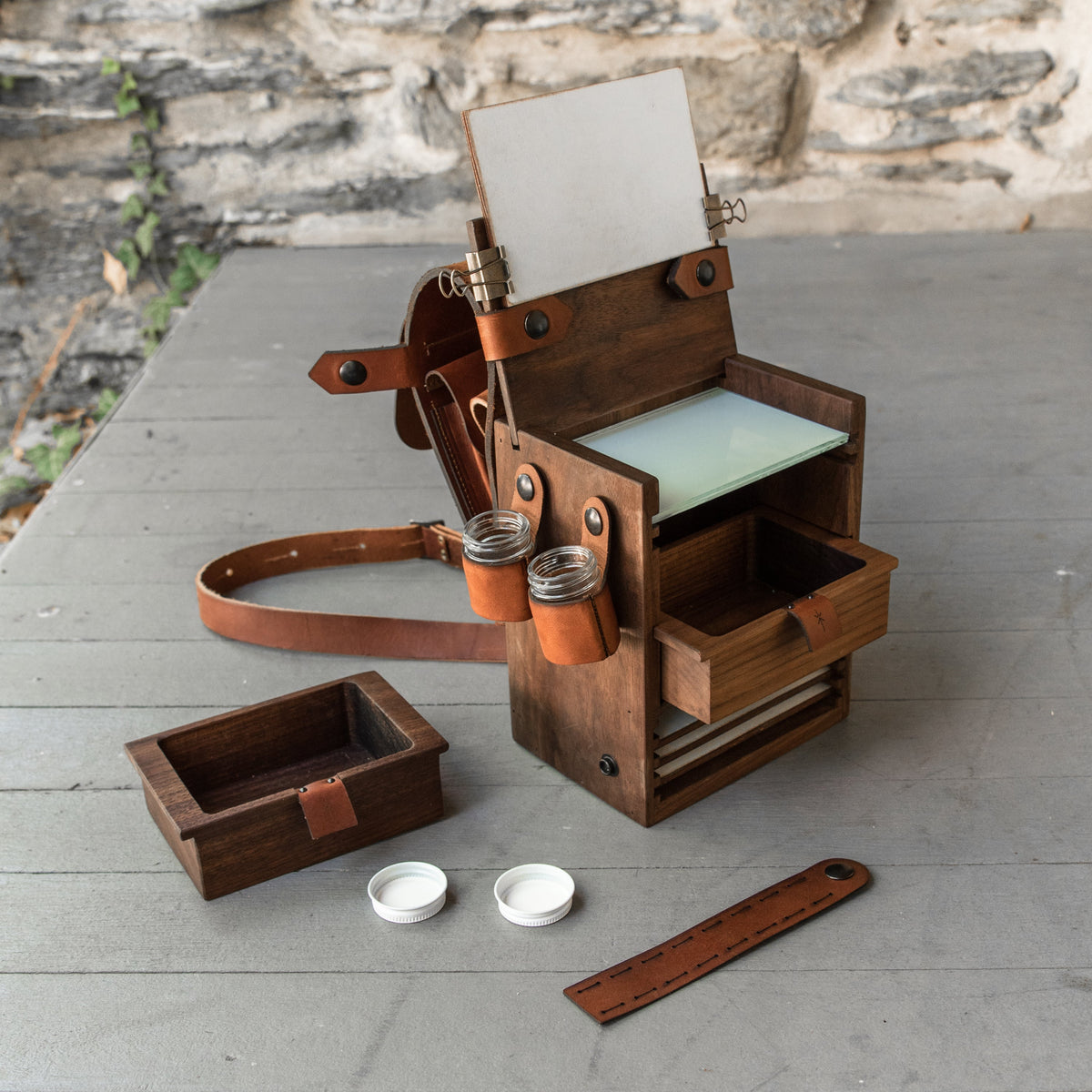 The Scout Plein Air Box – Peg and Awl