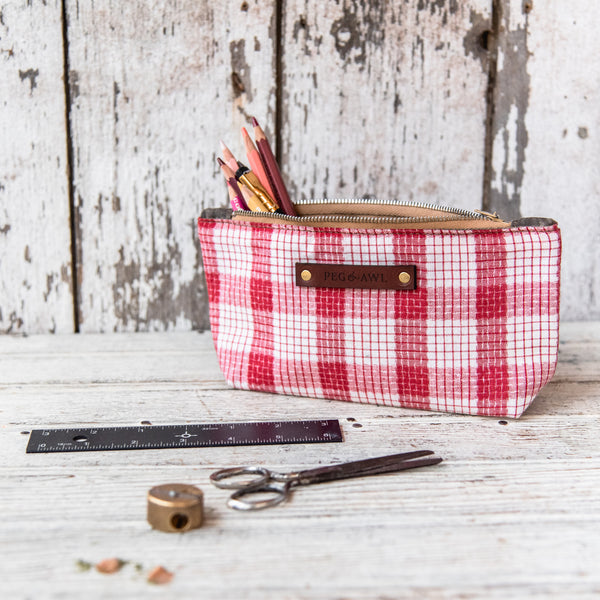 Spring Essentials Pouch: Scarlet No. 1