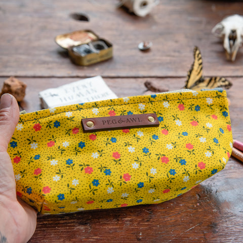 Essentials Pouch with 1930s Remnant: Prim