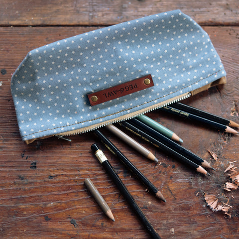 Essentials Pouch with 1980s Cotton: Syl