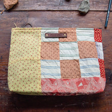 Maker Pouch with Late 1800s Quilt: Amelia No. 2
