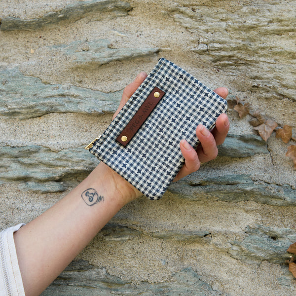 Spender Pouch with Late 1800s Cotton: Betty