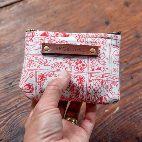 Spender Pouch with 1940s Feedsack: Ren