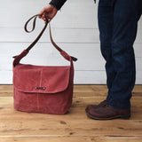 The Large Finch Satchel