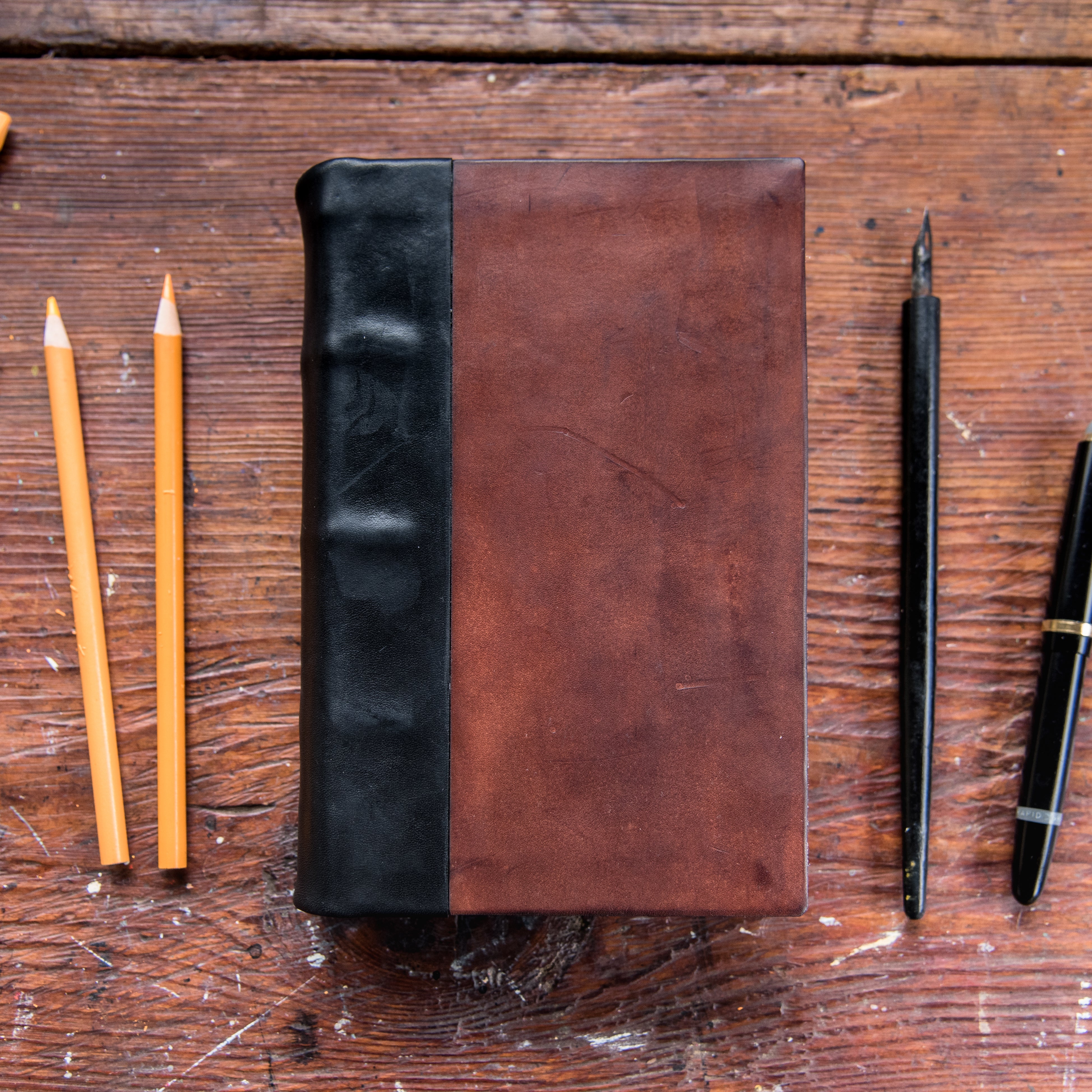 Jackson Hand-Bound Leather Tome (Black)