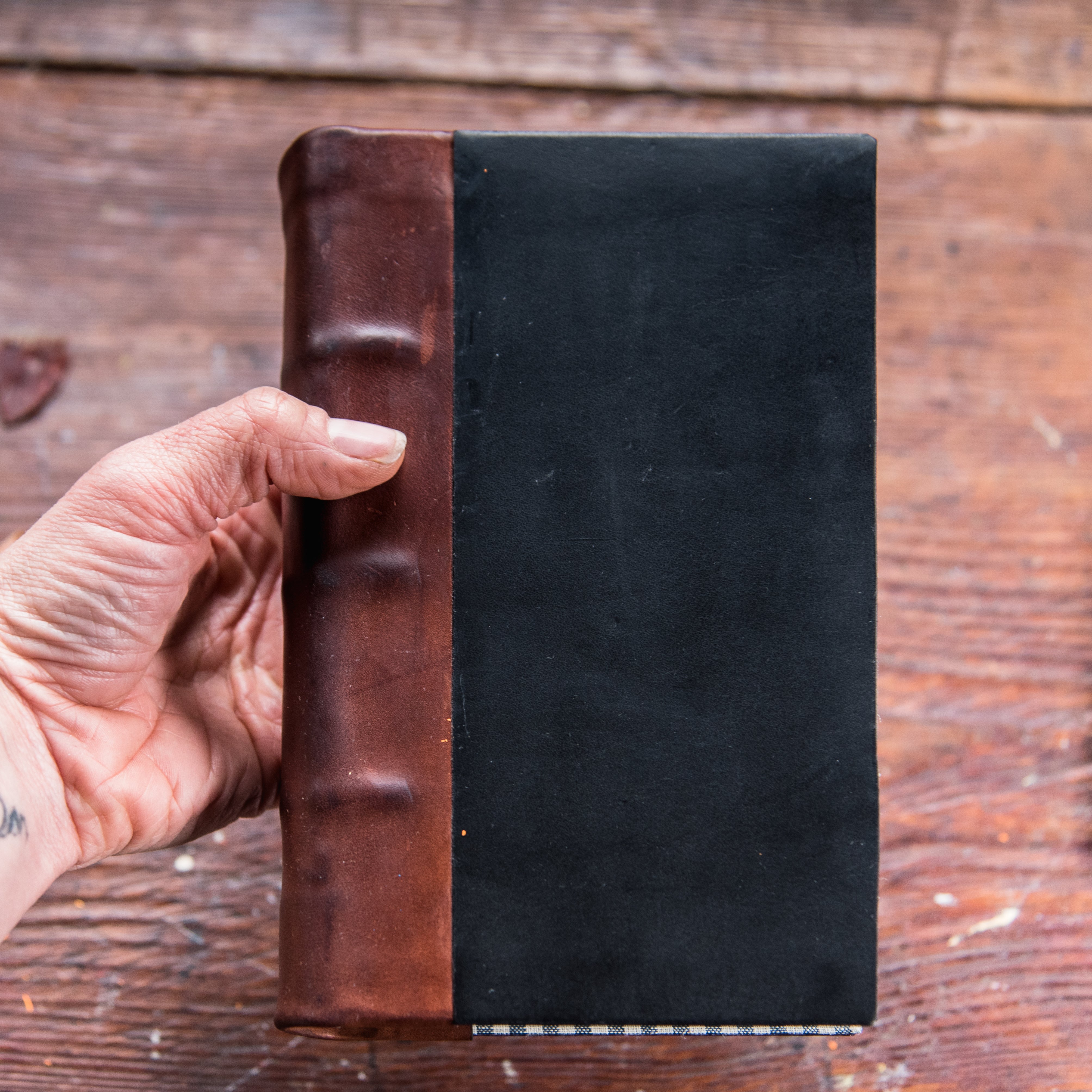 Jackson Hand-Bound Leather Tome (Black)